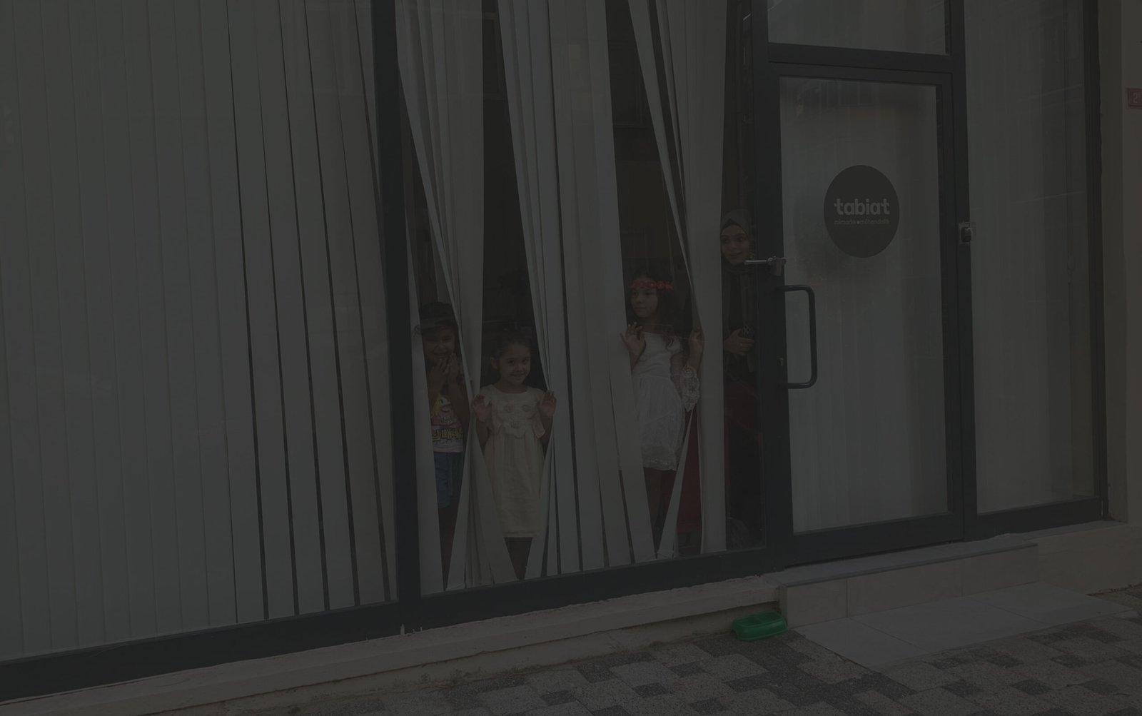 DAHA BİLİNÇLİ NESİLLER, DAHA DÜZGÜN KALDIRIMLAR!